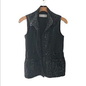 T Tahari Woman’s Black Animal Cheetah Print Zippered Vest XS